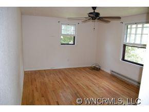 1736 Upper Ridgewood Blvd - Photo 5