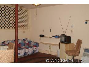 528 N Country Club Road - Photo 10