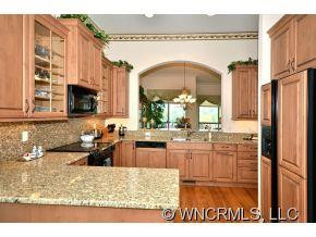 144 Augusta Circle - Photo 6