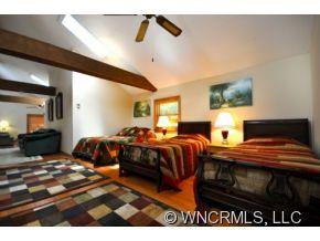 5505 Bear Wallow Mountain Road - Photo 10