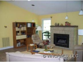 205 Clearview Dr - Photo 3