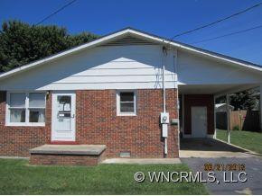 1387 Brown Ave - Photo 2