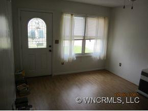 1387 Brown Ave - Photo 6