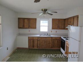 1387 Brown Ave - Photo 8