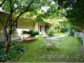 245 GYPSY LANE - Photo 2