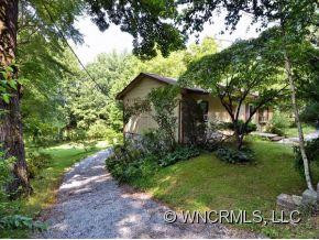245 GYPSY LANE - Photo 13