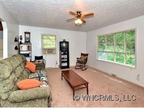 245 GYPSY LANE - Photo 3