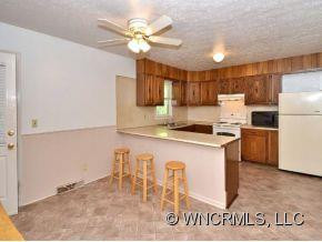 245 GYPSY LANE - Photo 5