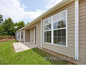 330 CASTLE CREEK VILLAGE - Photo 15