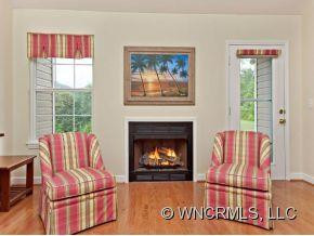 330 CASTLE CREEK VILLAGE - Photo 6