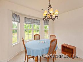 330 CASTLE CREEK VILLAGE - Photo 7