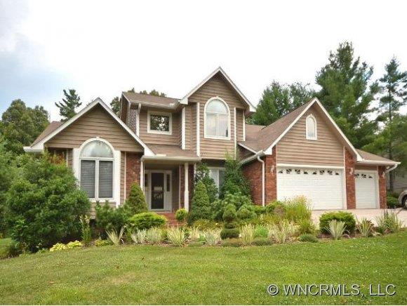 2 Ridgemont Drive
