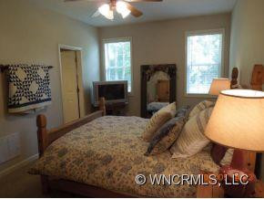 379 HIGH RIDGE DRIVE - Photo 6
