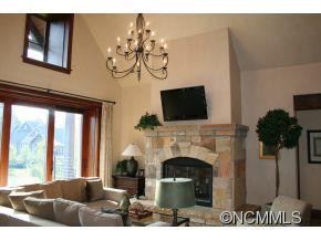 595 WALNUT VALLEY PKWY - Photo 5