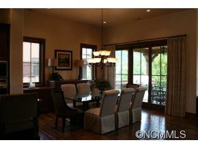 595 WALNUT VALLEY PKWY - Photo 8