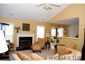 15 Rolling Meadow Road - Photo 4