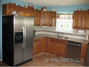 419 KIMZEY RD - Photo 4