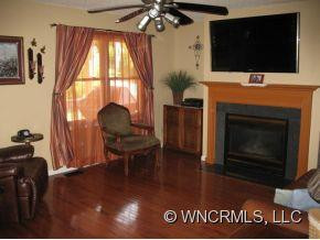 419 KIMZEY RD - Photo 7