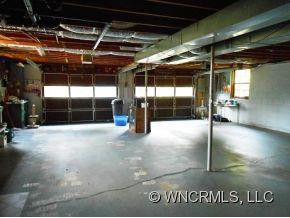 176 Central - Photo 19