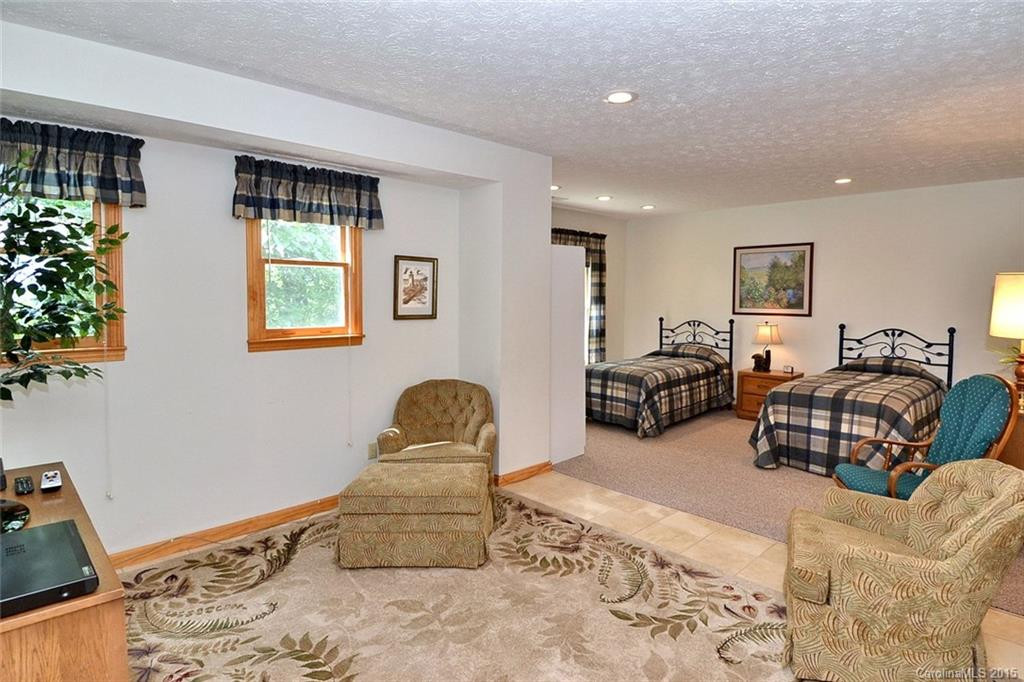 419 Woody Lane - Photo 17