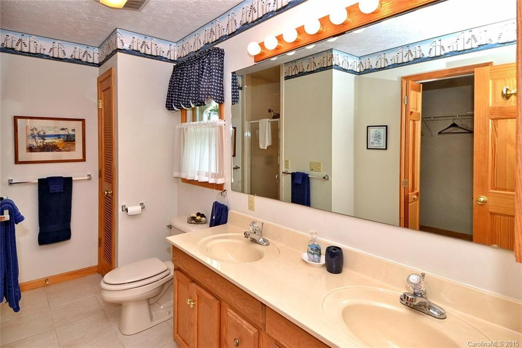 419 Woody Lane - Photo 8