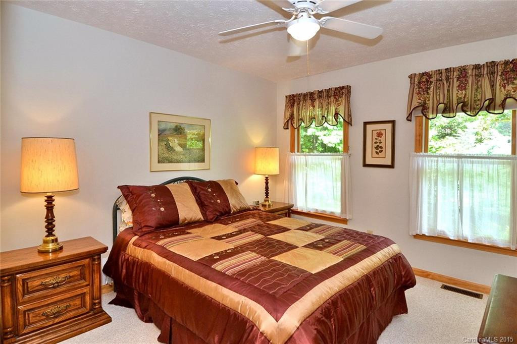 419 Woody Lane - Photo 9