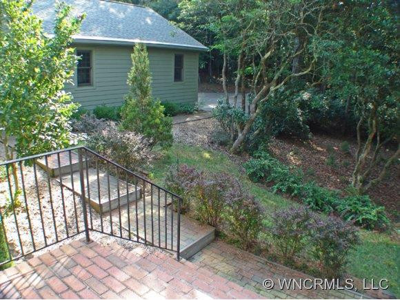 95 Dalonigei Court