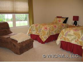 9 Holiday Drive - Photo 13