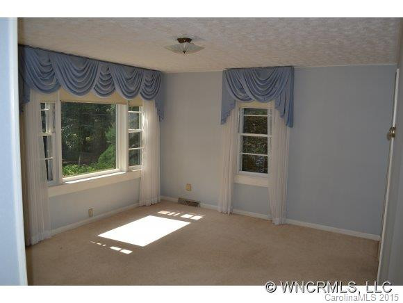 60 Liberty Rd - Photo 4