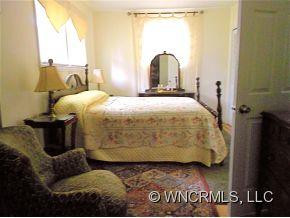 921 West Blue Ridge Rd. - Photo 4