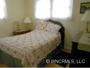 921 West Blue Ridge Rd. - Photo 7