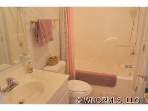 15 Four Oaks Drive - Photo 17