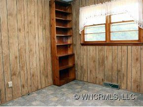 811 E. TRACY GROVE ROAD - Photo 4