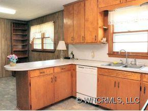 811 E. TRACY GROVE ROAD - Photo 6