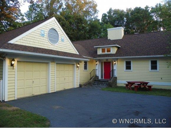 15 E. Ridgeway Drive