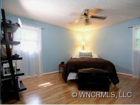 447 SUNSET DRIVE - Photo 12