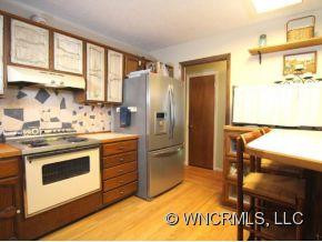 447 SUNSET DRIVE - Photo 8