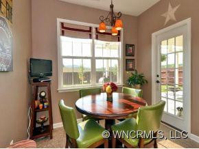 253 YADKIN ROAD - Photo 5