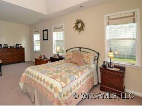 253 YADKIN ROAD - Photo 9