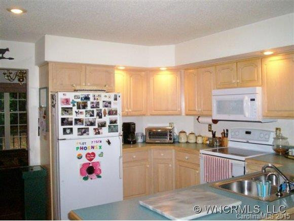 131 Scarlett Drive - Photo 13