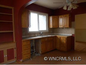 176 Academy Street - Photo 3