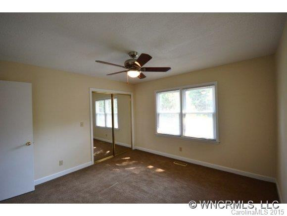 186 Denton Street - Photo 16