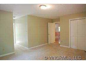 392 Donna Lane - Photo 12