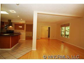 392 Donna Lane - Photo 6