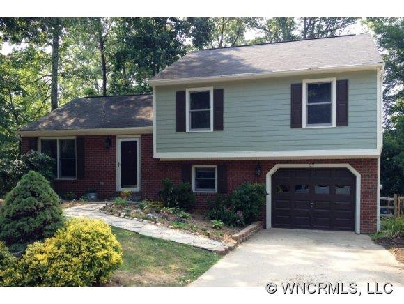 27 Foxberry Drive