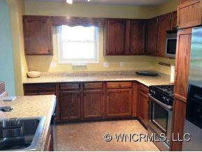 27 Foxberry Drive - Photo 2