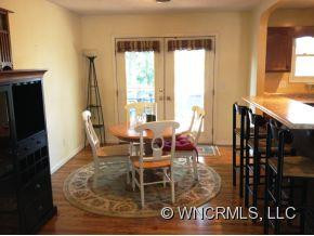 27 Foxberry Drive - Photo 4