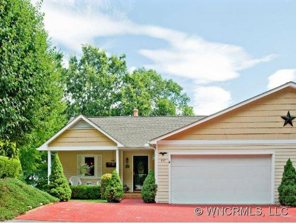 537 CARDINAL LANE