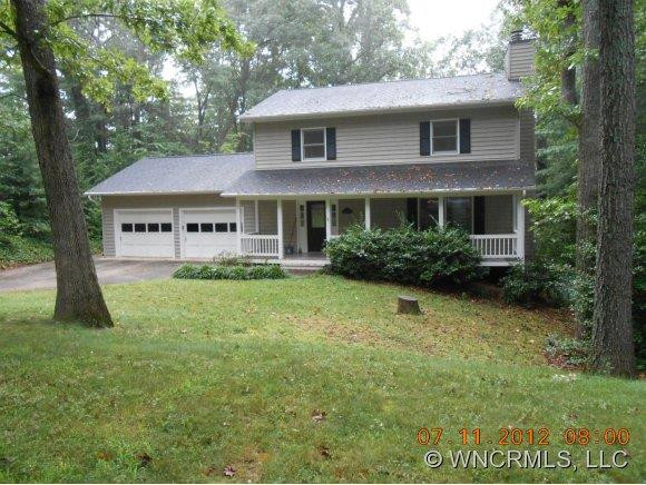 10 Canterbury Drive