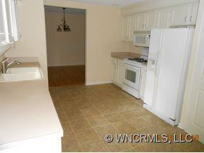 10 Canterbury Drive - Photo 4